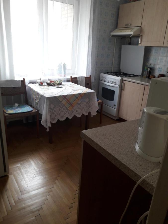 Apartmtnt Near Victori Squaue