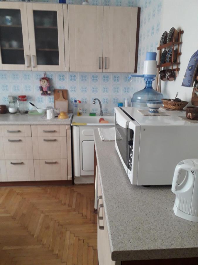 Apartmtnt Near Victori Squaue *
